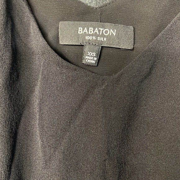 Babaton black v neck tank - Picture 3 of 3